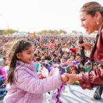 Fomenta Marina del Pilar unidad familiar en comunidades al compartir la tradicional rosca de reyes